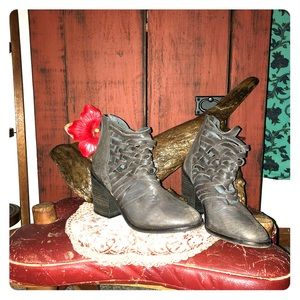 Free People heeled leather booties Sz.7